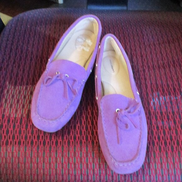 LANDS END PURPLE/LAVENDER SUEDE LOAFERS 8B - Picture 1 of 6